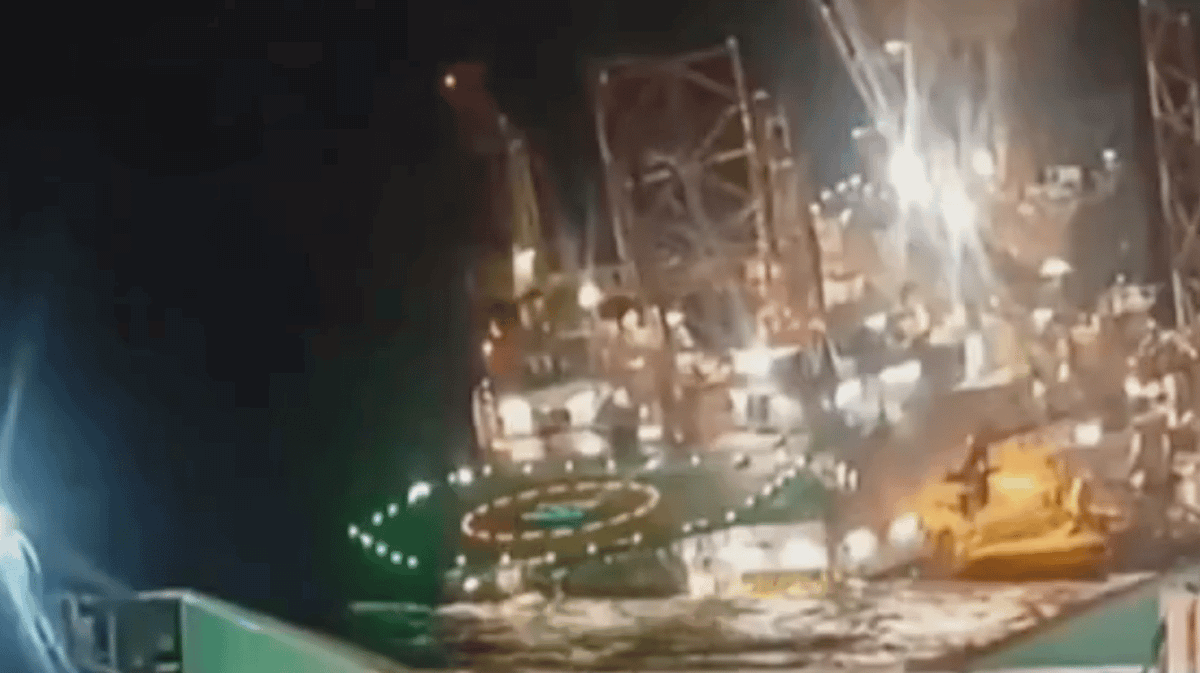 Prospector 5 Oil Rig Sinks With 115 People on Board