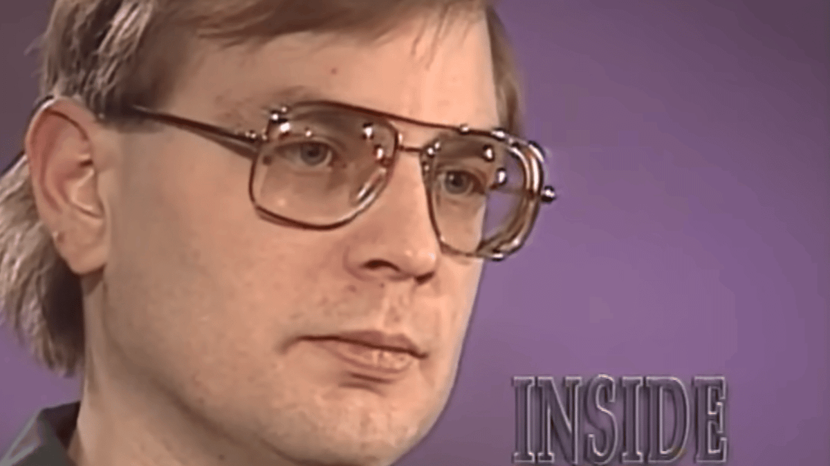 Jeffrey Dahmer’s Chilling Explanation Resurfaces in Disturbing Prison Interview