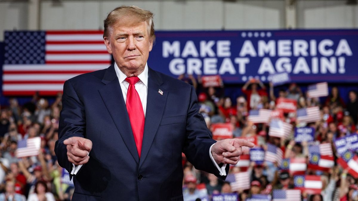 Donald Trump Sparks Reactions After Rejecting His Latest Approval Ratings