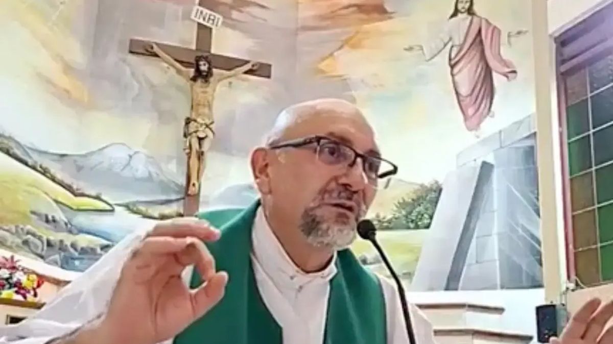 Father Sánchez Molinari Tragedy Unfolds During Livestreamed Mass in Guayaquil