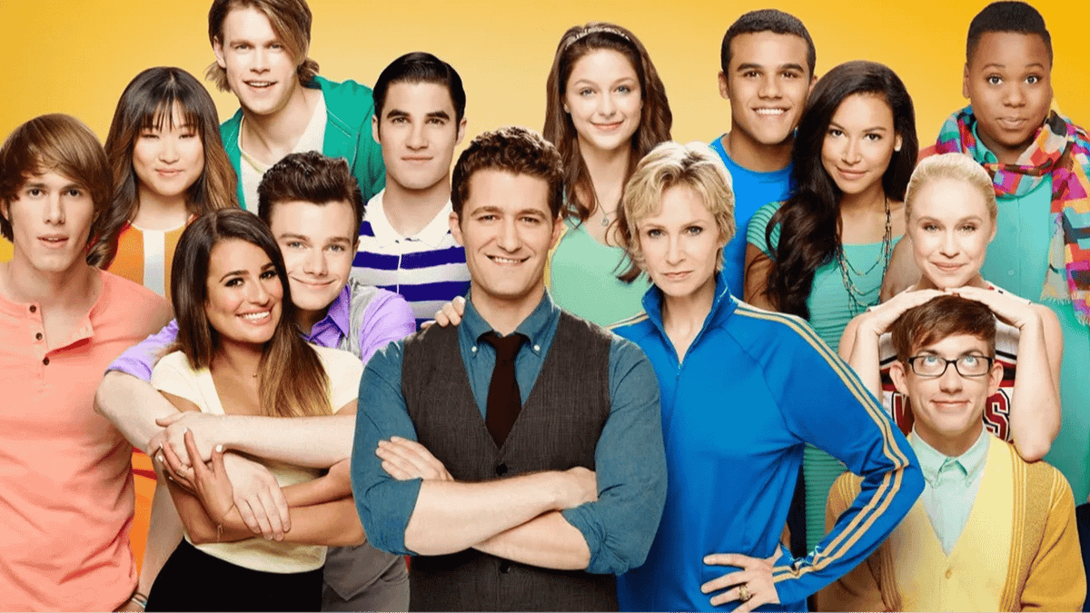 Lea Michele’s Glee Return Sparks Questions About More Familiar Faces
